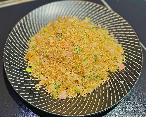 黄金海鲜脆米炒饭Golden Seafood Fried Rice with Crispy Rice